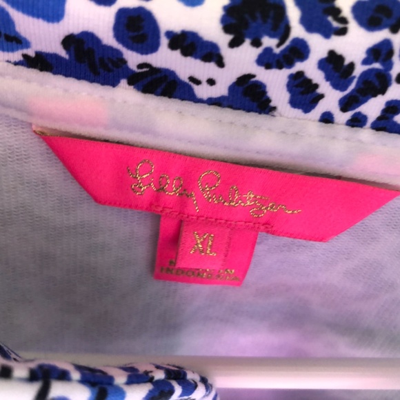 Lilly scalloped shorts and full zip popover - Picture 4 of 4